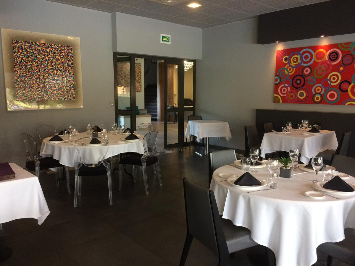 Sous Les Pins Hotel Etoile-sur-Rhone Exterior photo
